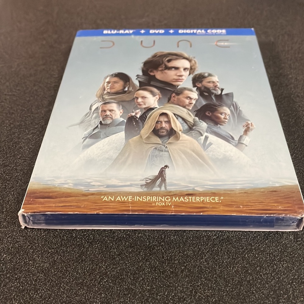 DUNE - Picture 4 of 8